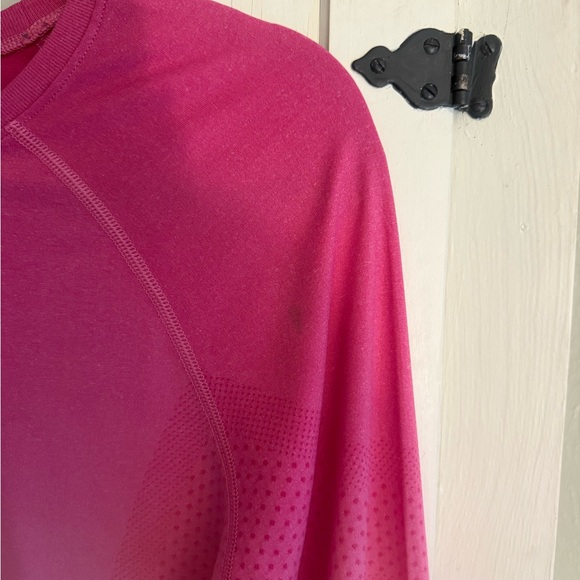 Very Gently Preowned F’ing Pink Ombré Salta Seamless Underscrub W/Tiny defect - Picture 11 of 11